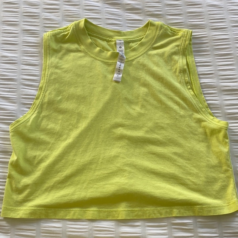 All yours cropped tank I’m Electric lemon size 2